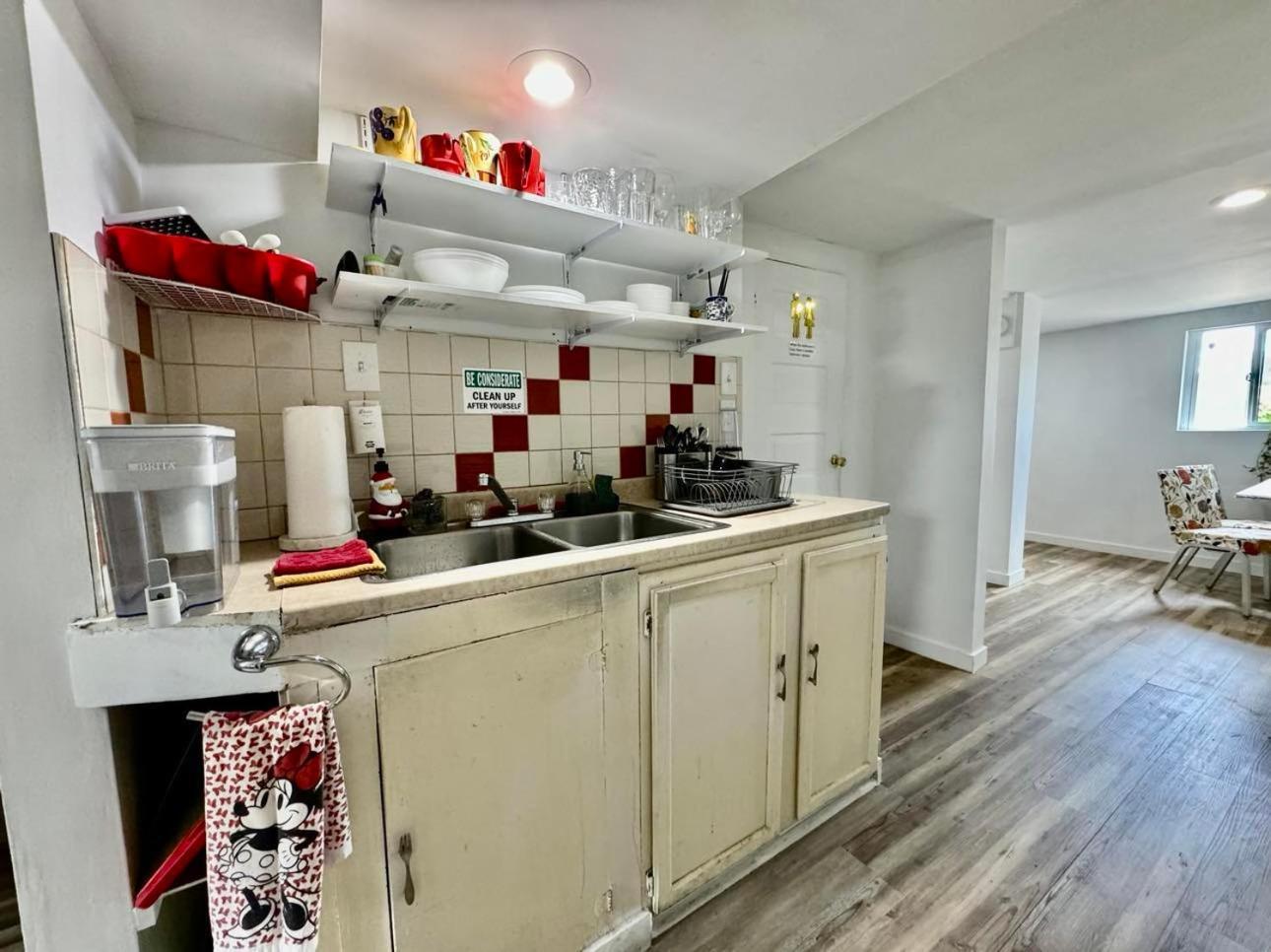 סיאטל Cozy Private Room With Shared Bathroom On The 1St Floor - Conveniently Located Near Seatac Airport And Downtown מראה חיצוני תמונה